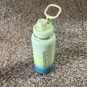 Lululemon Gradient Stainless Water Bottle - Pastel Green to Blue